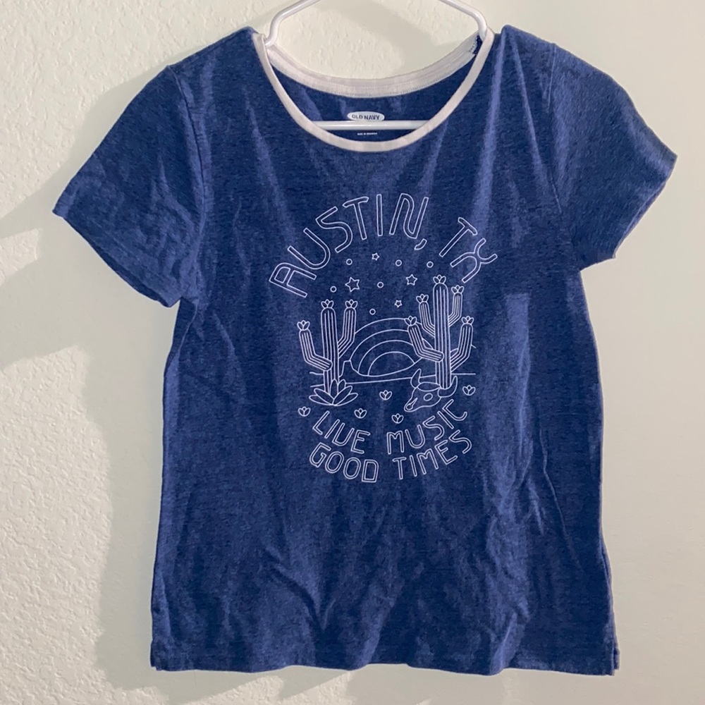 Old navy Austin, texas t-shirt comfy cotton blend blue shirt white scoop neck